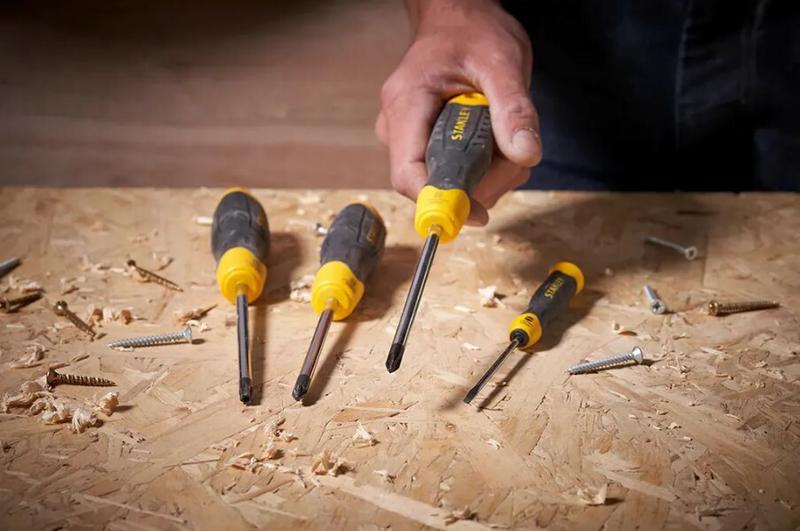Викрутка Stanley Cushion Grip PH3x150 мм (0-64-949)