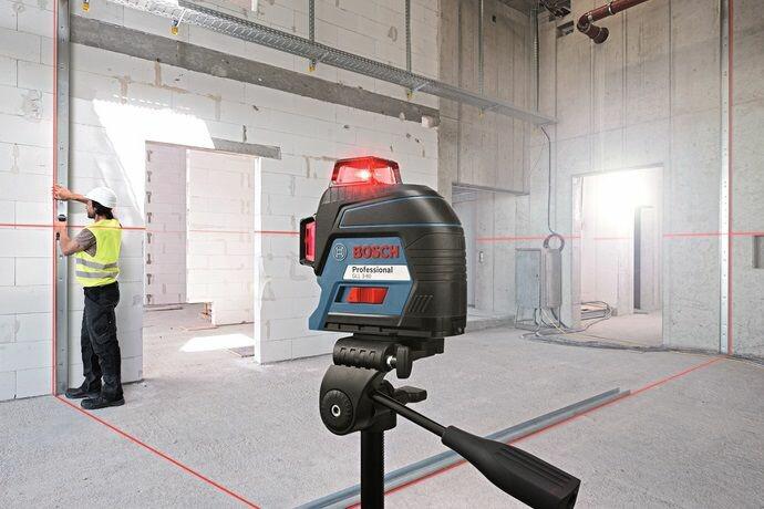 Лазерний нівелір Bosch GLL 3-80 (AA) + кейс (0601063S00)