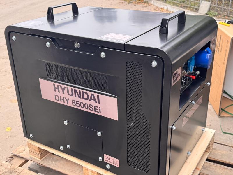 Інверторний дизельний генератор Hyundai DHY 8500SEi