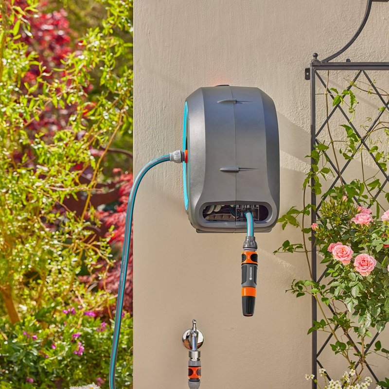 Котушка Gardena Dual Hose Box настінна/наземна 11 мм, 20 м, синя (18694-20)