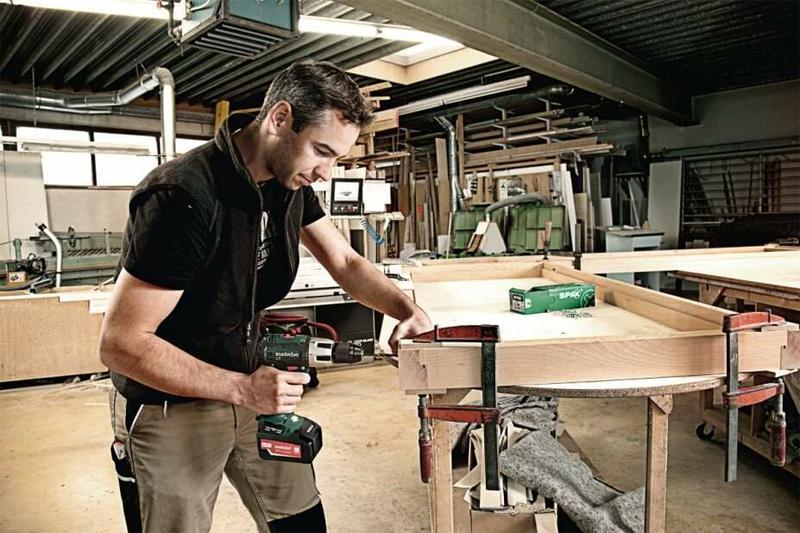 Акумуляторний ударний дриль-шурупокрут Metabo SB 18 LT (602103670)