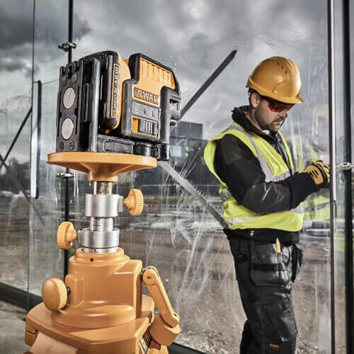 Лазер самовирівнюється DeWALT DCE085D1R