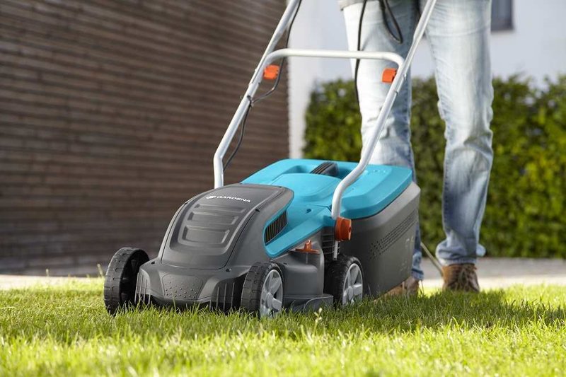Електрична газонокосарка Gardena PowerMax 1400/34 (05034-20)