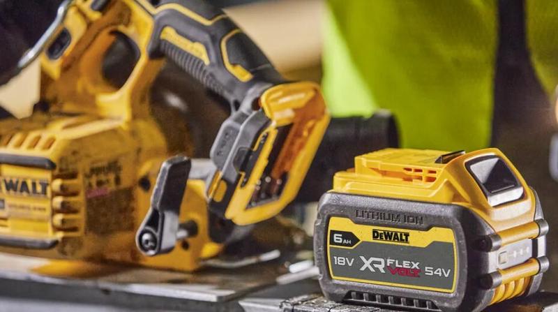 Пила дискова DeWALT FLEXVOLT ADVANTAGE TSTAK DCS573T1
