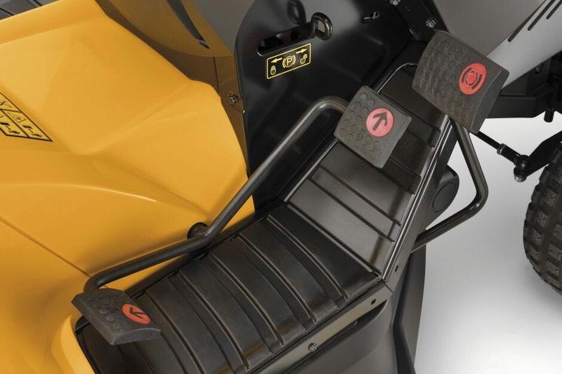 Трактор садовий бензиновий Stiga Estate7102W