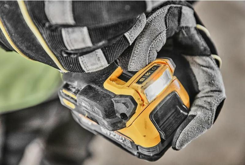 Дриль-шурупокрут акумуляторний безщітковий ударний DeWalt DCD805E1T+DCB183