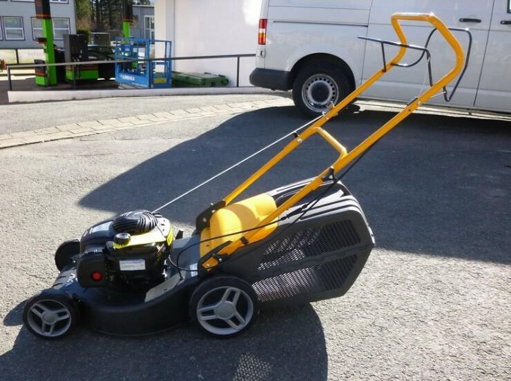 Газонокосарка бензинова STIGA Collector 48 SB