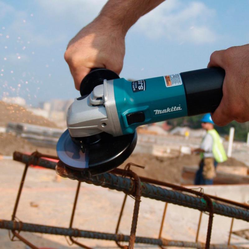 Кутова шліфмашина Makita 9565CVR