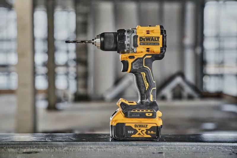 Дриль-шурупокрут акумуляторний безщітковий DeWalt DCD800P2T