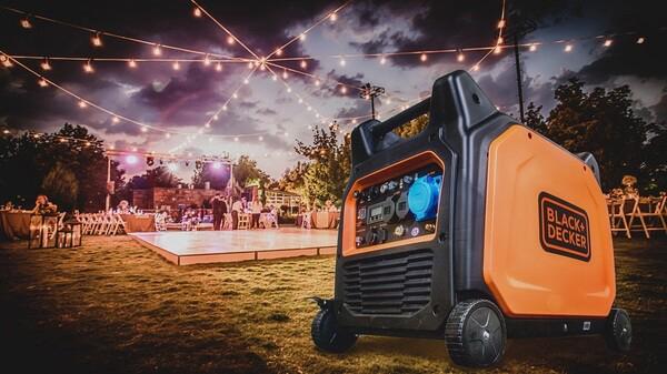 Інверторний генератор BLACK DECKER BXGNI6500E