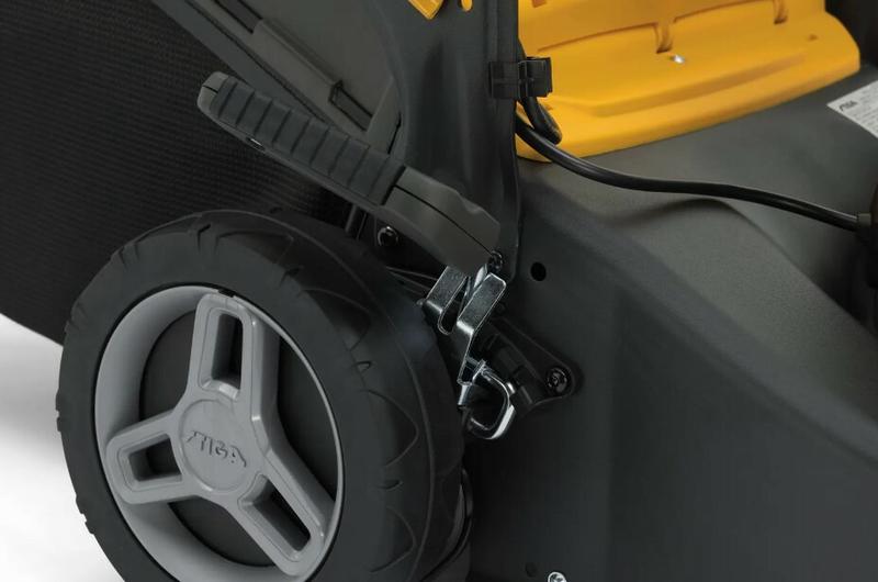 Газонокосарка акумуляторна Stiga Collector543AEKit