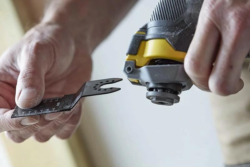 Акумуляторний багатофункціональний інструмент Stanley FatMax SFMCE510B (без АКБ та ЗП)