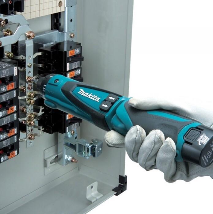 Акумуляторний дриль-шурупокрут Makita DF012DSE