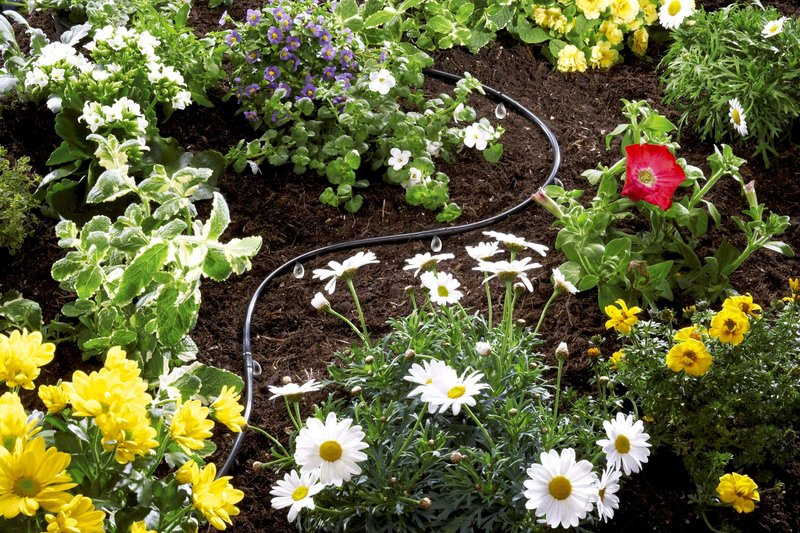 Шланг-дощувач Gardena Micro-Drip-System 15 м, 1.5 л/год (01362-20)
