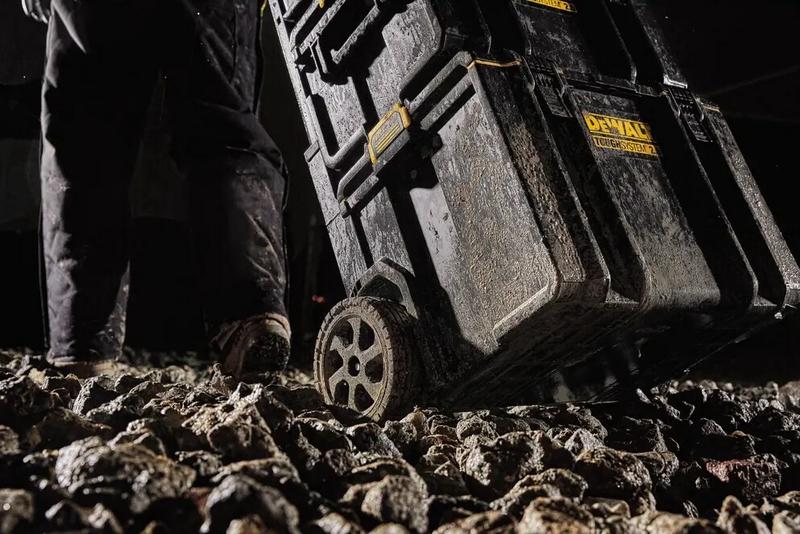 Ящик-візок DeWALT DWST83295-1 TOUGHSYSTEM 2.0, 608х500х990 мм
