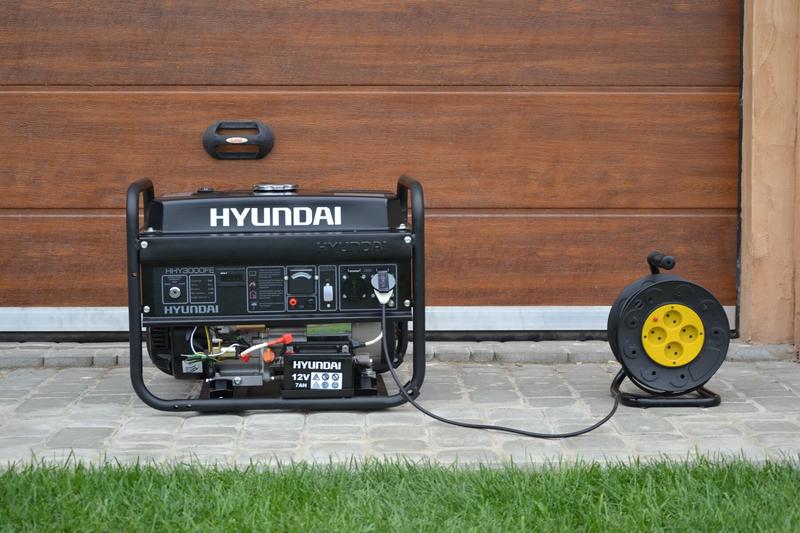 Бензиновий генератор Hyundai HHY 3000FE