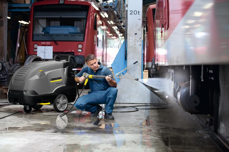 Апарат високого тиску Karcher HDS-E 8/16-4M (1.030-904.0)