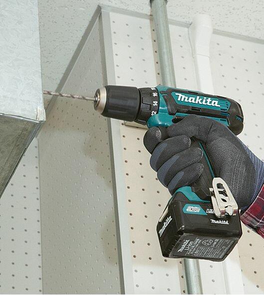 Акумуляторний шурупокрут Makita DF 331 DWAE