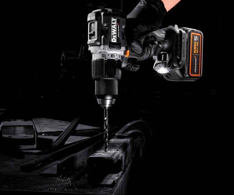 Дриль-шурупокрут ударний McLaren F1 TEAM LIMITED EDITION DeWALT DCD85MP2T