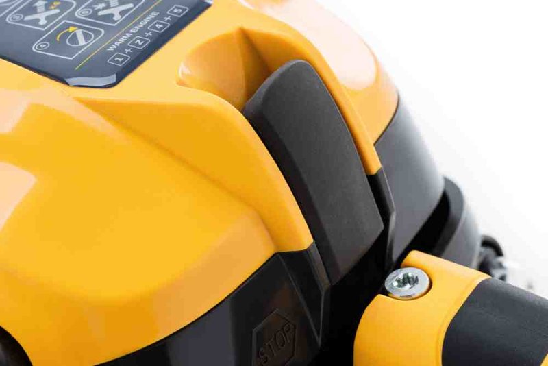 Пила ланцюгова бензинова STIGA CS750