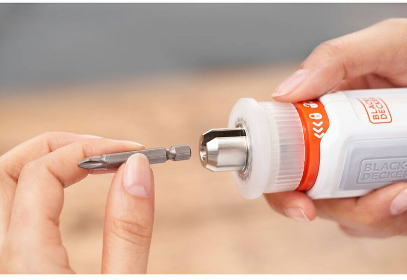 Викрутка акумуляторна BLACK+DECKER BCRTA01