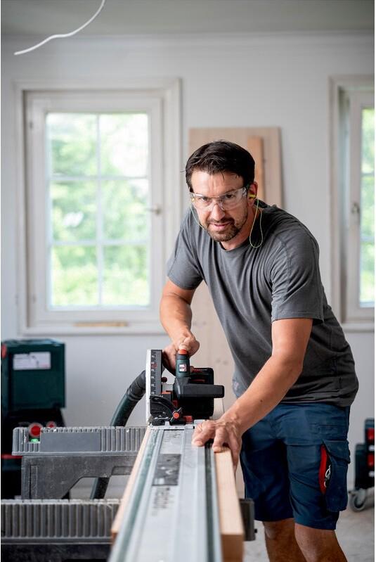 Акумуляторна погружная дискова пилка Metabo KT 18 LTX 66 BL Set АКБ, metaBOX (691172810)