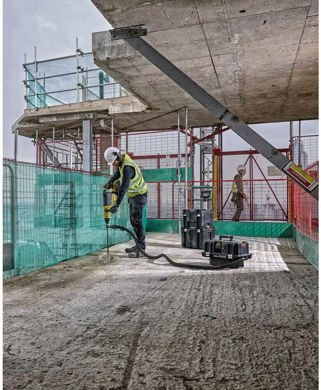 Перфоратор акумуляторний безщітковий SDS-MAX DeWALT DCH773N