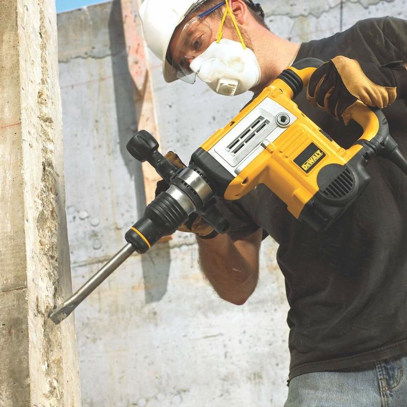 Молоток відбійний DeWALT D25831K
