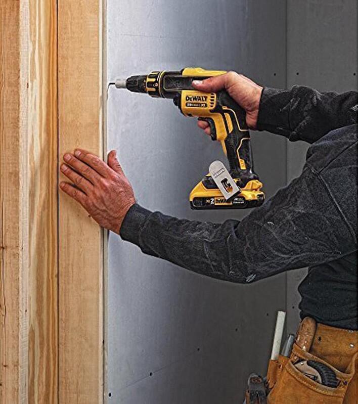 Шурупокрут акумуляторний безщітковій DeWALT DCF620D2