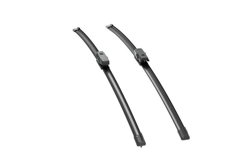 Щітки склоочисника Bosch Robert Aerotwin GOLF PLUS 700/700 мм, 2 шт (3397014121)