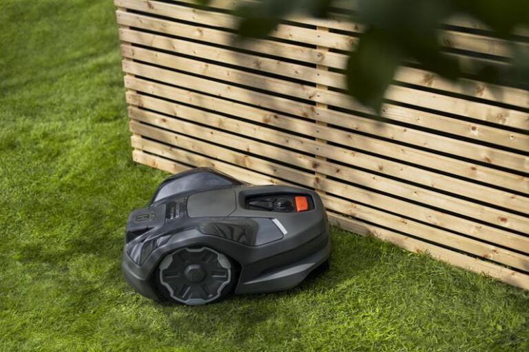 Газонокосарка-робот Husqvarna Automower 405XE NERA (9706543-11)