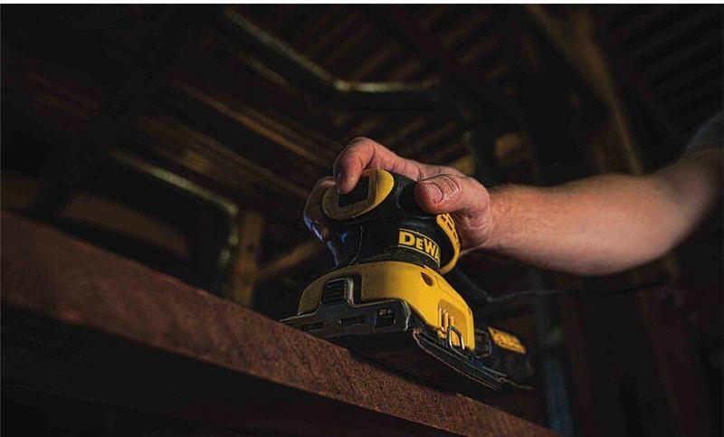 Шліфмашина вібраційна DeWalt DWE6411