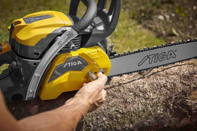 Пила ланцюгова бензинова STIGA CS755