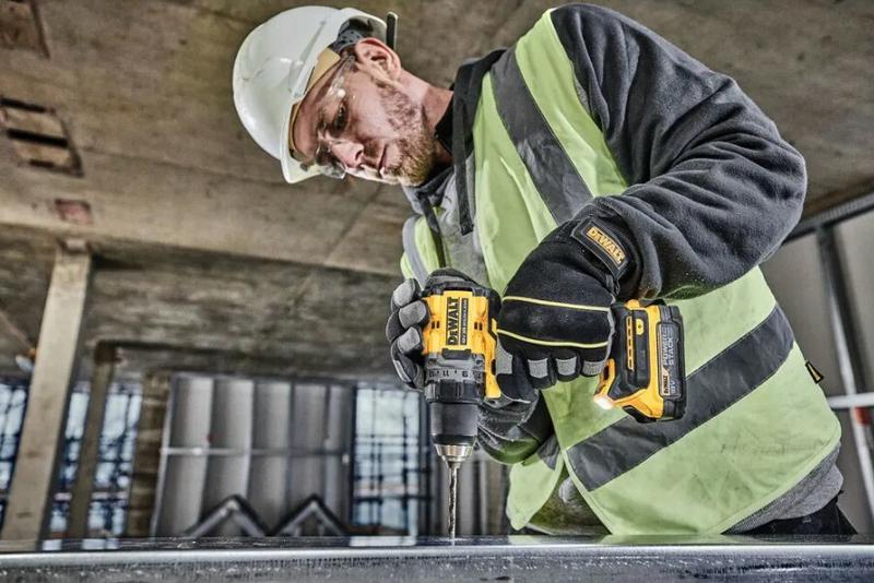 Дриль-шурупокрут акумуляторний безщітковий DeWalt DCD800E1T