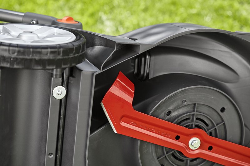 Електрична газонокосарка Gardena PowerMax 1800/42 з мульчуванням (05042-20)