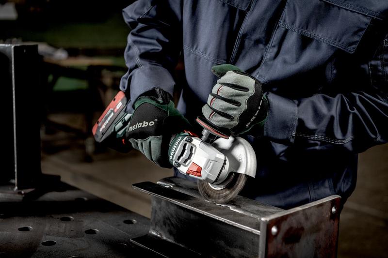 Акумуляторна кутова шліфувальна машина Metabo WB 18 LT BL 11-125 Quick (613054850) (без АКБ та ЗП)