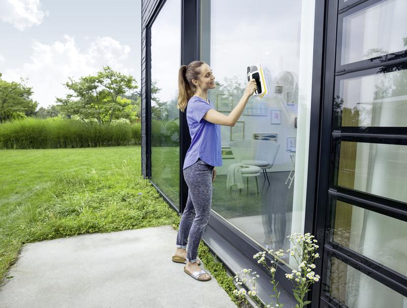 Віконний пилосос Karcher KV 4 Premium (1.633-930.0)