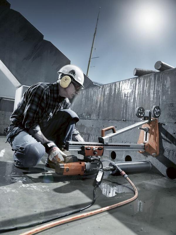 Установка алмазного буріння Husqvarna зі стійкою DMS 240