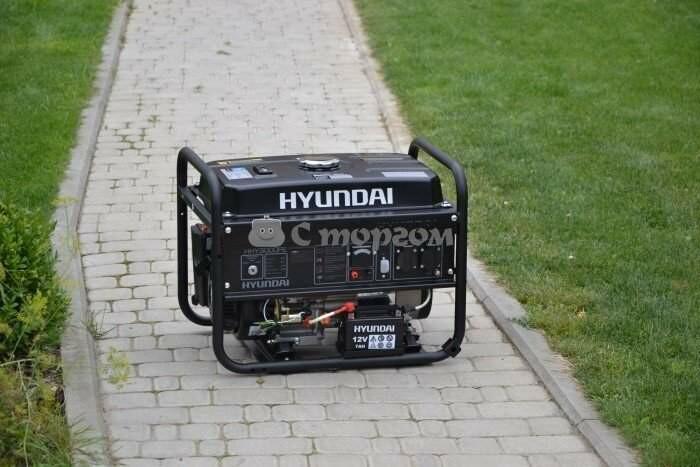 Бензиновий генератор Hyundai HHY 3000FE