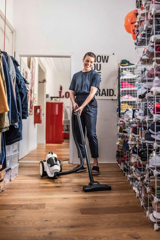 Пилосос Karcher VC 3 Plus Premium (1.198-060.0)