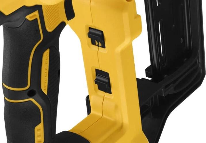 Степлер скобозабивний DeWALT DCFS950P2