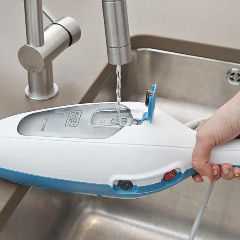 Щітка парова BLACK + DECKER Steam Mop FSM13E1