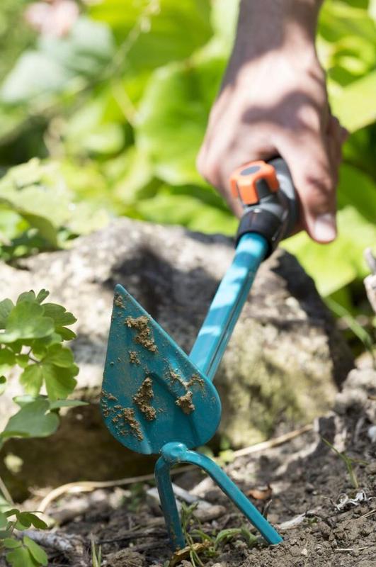 Сапка ручна GARDENA Combisystem Classic Ergo трикутна, 6 см, 2 зубця (08911-20.000.00)