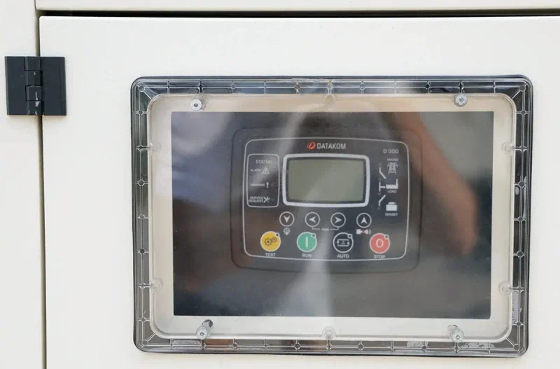 Дизельний генератор UNIVERSAL UND-YD 35 KVA