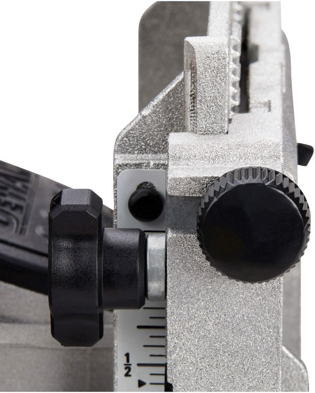 Фрезер акумуляторний безщітковий DeWALT DCW682P2