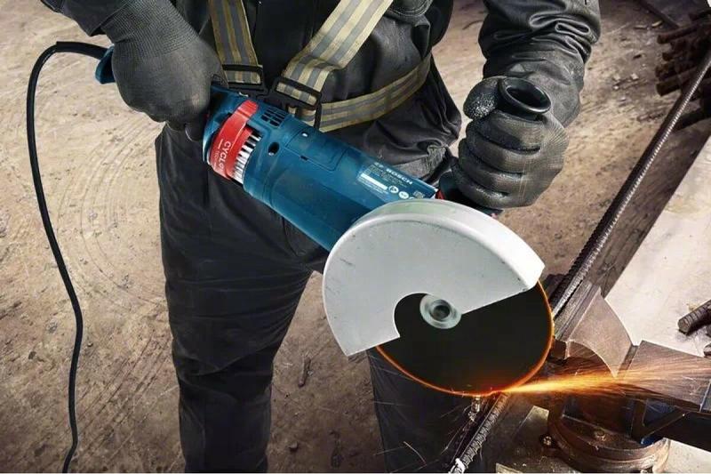 Кутова шліфмашина Bosch GWS 24-230 JZ (06018C3300)