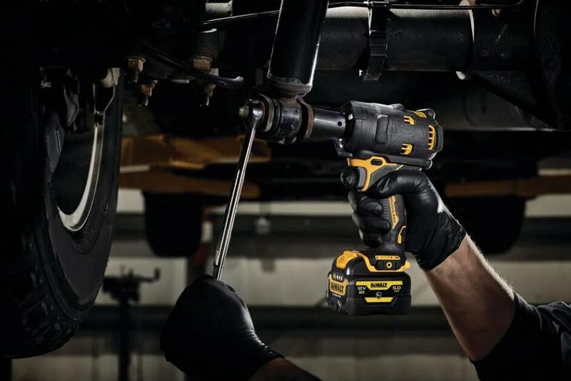Гайкокрут ударний DeWALT DCF901P1G