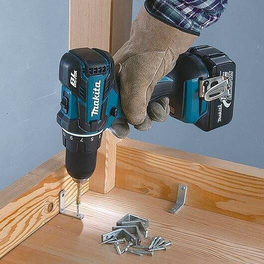Акумуляторний шурупокрут Makita DDF 480 RMJ