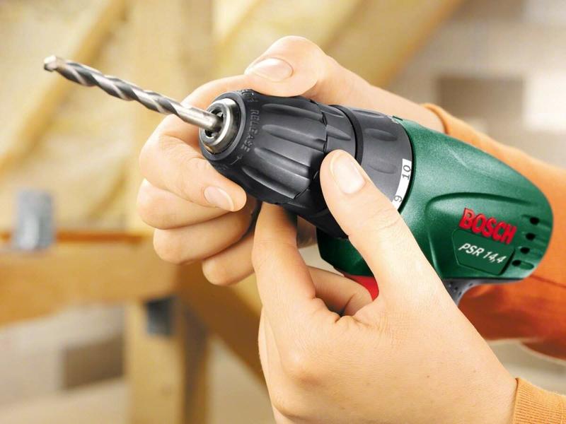 Шурупокрут Bosch PSR 14,4 (2 акк.) (0603955421)