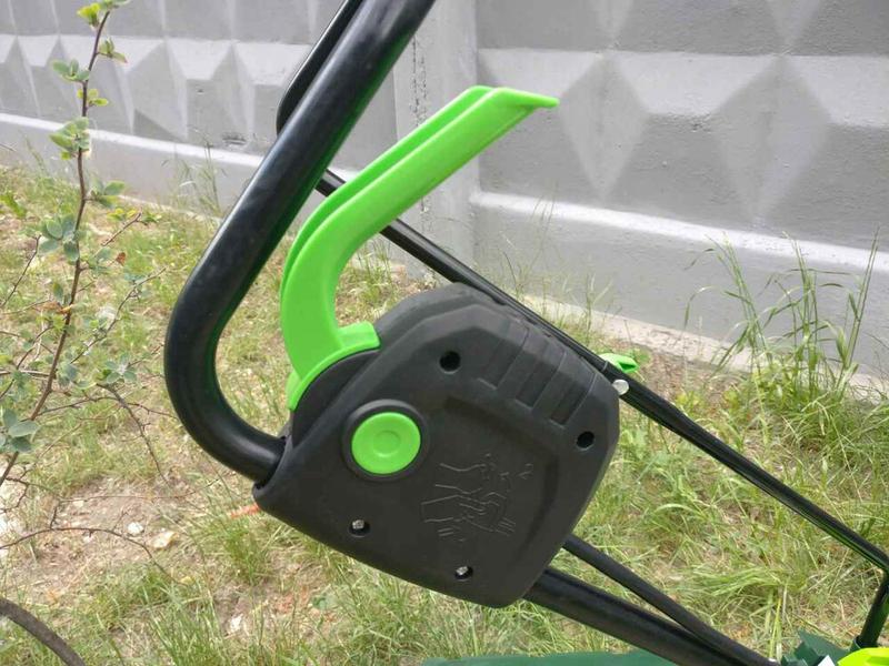 Газонокосарка Iron Angel EM 3210